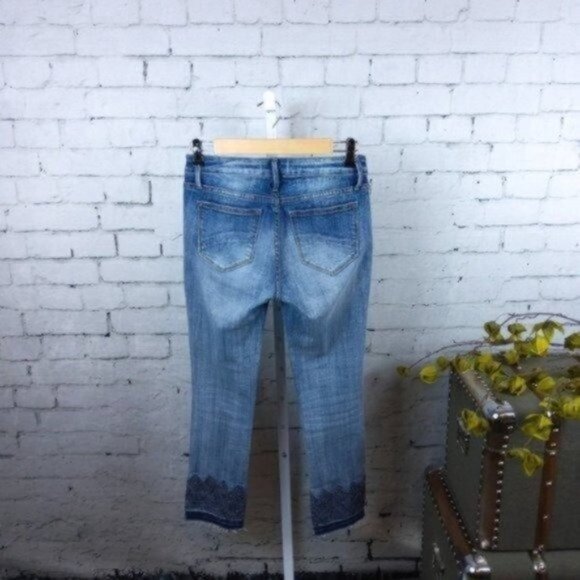 Driftwood Candace Cropped Embroidered Jeans Blue Size 24 - Picture 3 of 6